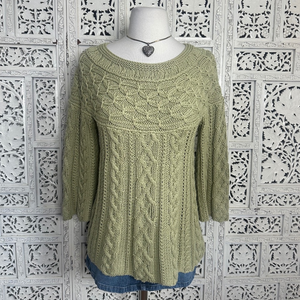 Meaghan Mae Knit‎ Light Green Chunky 3/4 Bell Sleeve Size Small